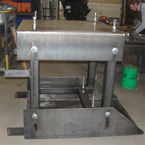 custom metal fabrication des moines|metal fabricators in iowa.